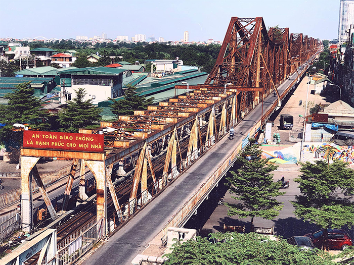 Cầu Long Biên nhìn từ trên cao